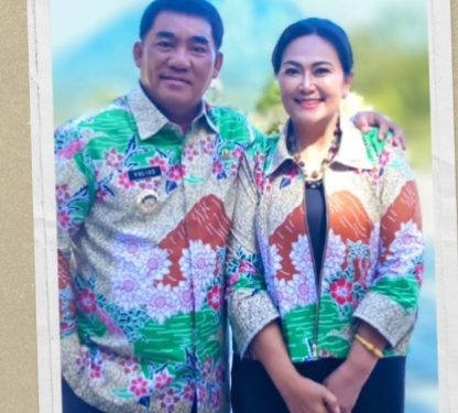 Batik TIFF Sulut: Pesona Gunung Lokon & Danau Linow Tersulam Anggun Karya Ibu Anik Wandriani