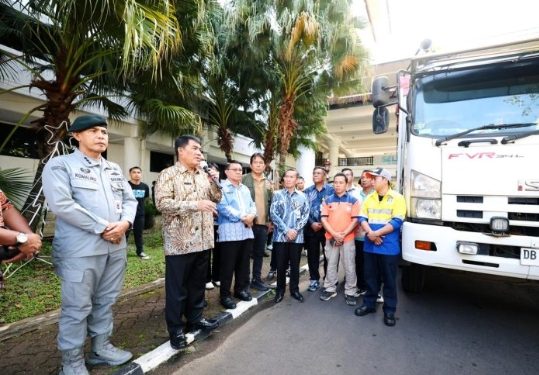 Gubernur Sulut tinjau langsung ke sejumlah lokasi terdampak banjir bandang.