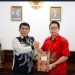 Gubernur Sulut Serahkan SK FKDM, kepada Stevie Sumampouw