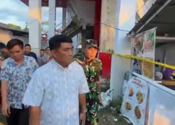 Gubernur Sulut Yulius Selvanus Tinjau Langsung Kerusakan Gedung Hall B KONI Manado Pasca Gempa