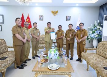 Yulius Selvanus Tunjuk Heronimus Makainas Jadi Plt Bupati Sitaro, Pastikan Pemerintahan Tetap Stabil
